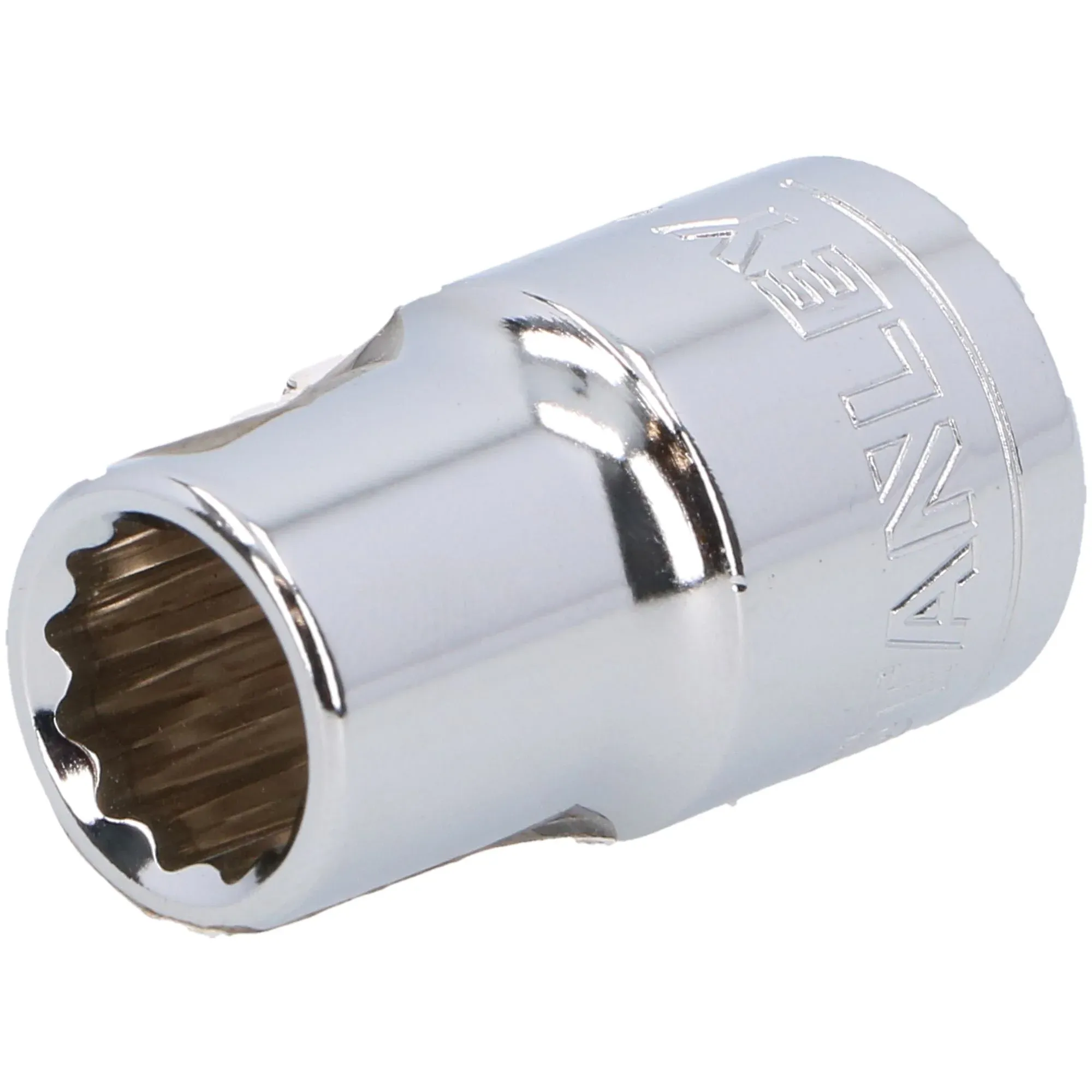 Stanley 1/2" 12PT STANDARD SOCKET-18MM