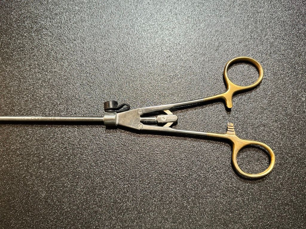 OLYMPUS WA56090L GRSP FCPS NEEDLE HOLDER 5X390MM