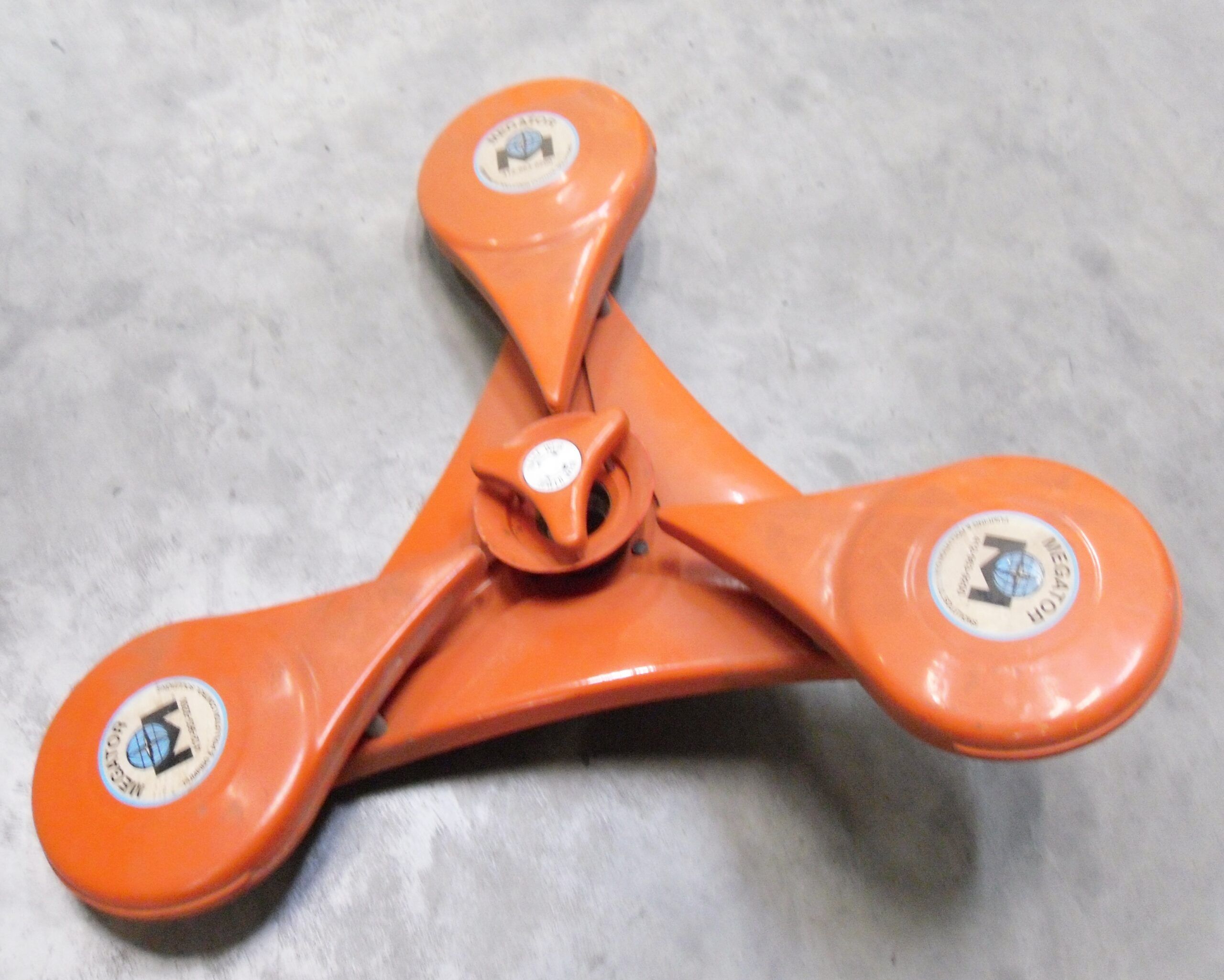 Others *MEGATOR ALPHA SKIMMER 1.1/2" C/W HOSE